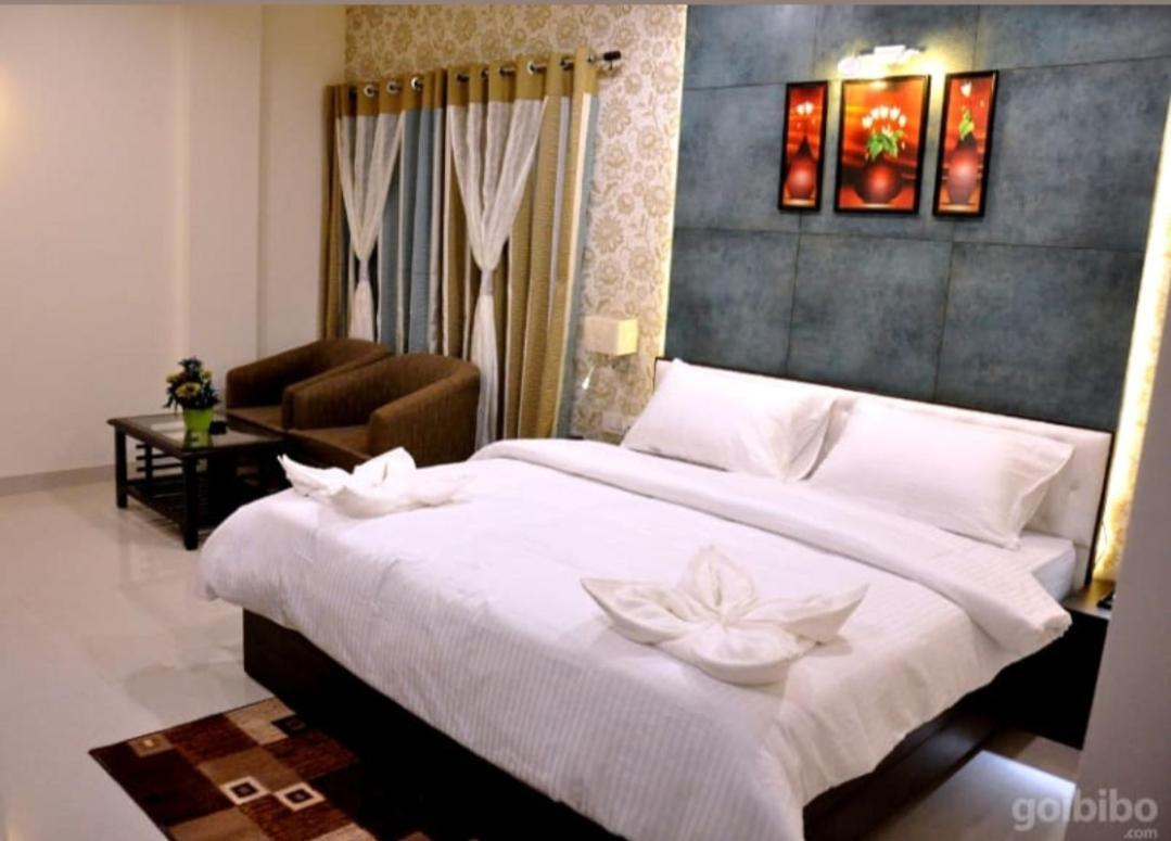 Hotel Bellevue , 瓜廖尔 外观 照片
