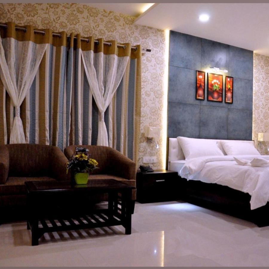 Hotel Bellevue , 瓜廖尔 外观 照片
